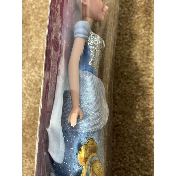 NEW Hasbro Disney Princess Royal Shimmer Cinderella Doll - Picture 5 of 9